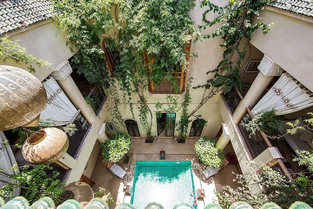 Riad Dar Justo Hotel Boutique & Spa contacts